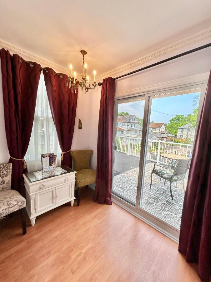 Queen Room Balcony