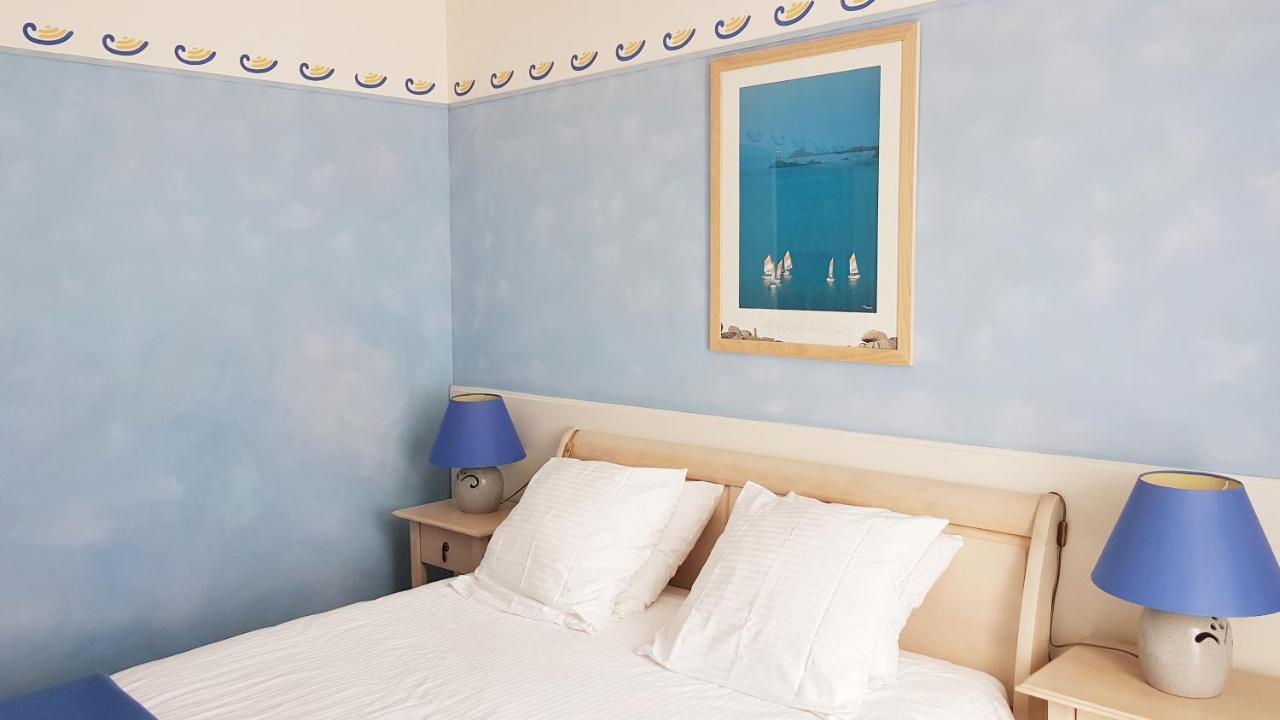 Double Room,1425450751:JPEG