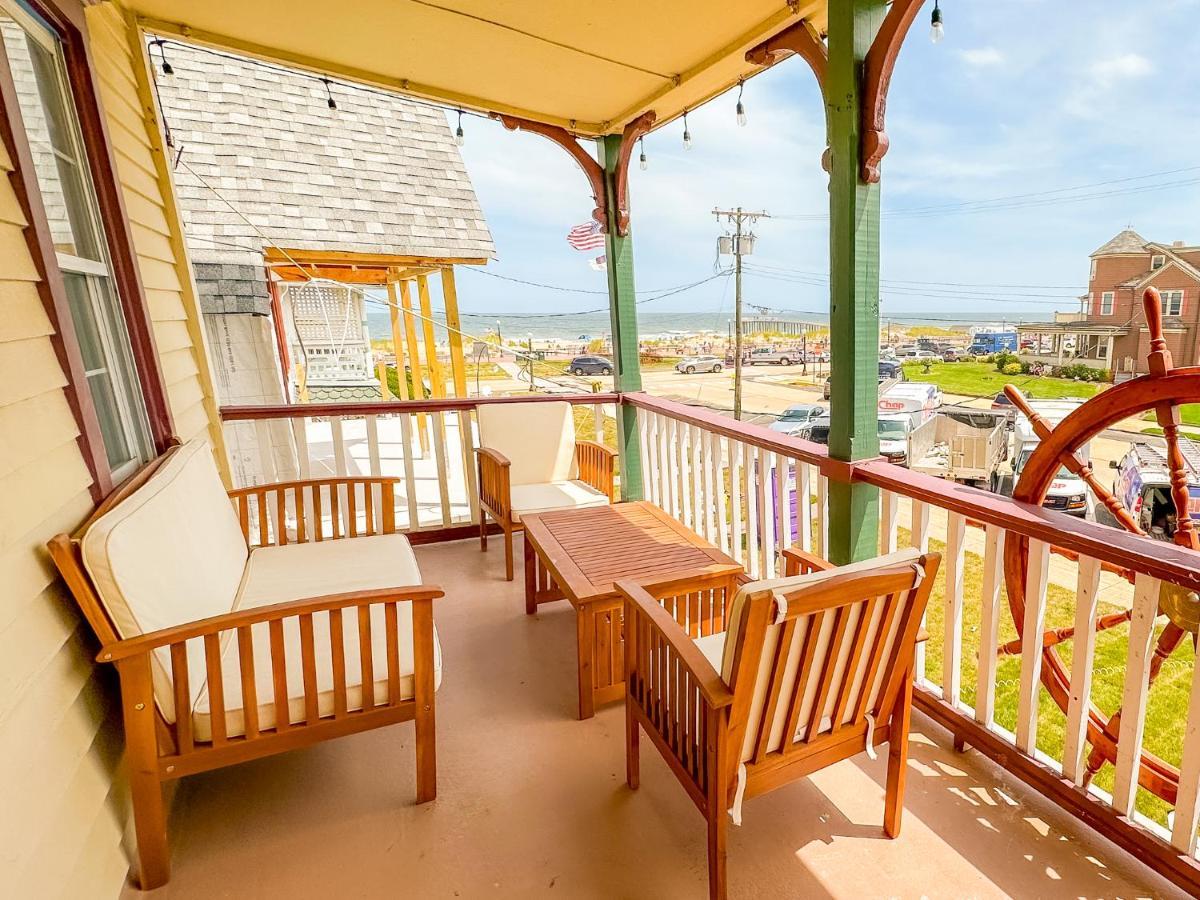 Junior Suite with Balcony