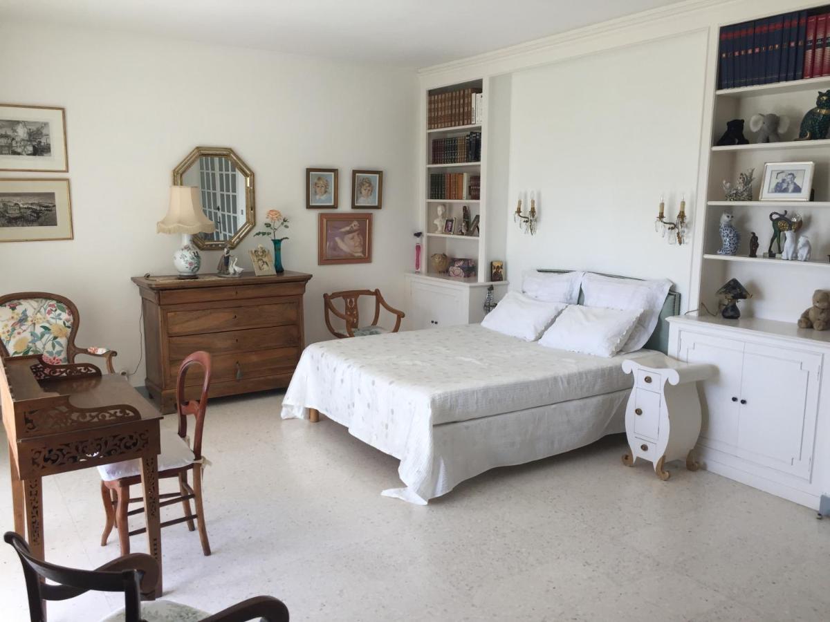 Double Room,1425560728:JPEG