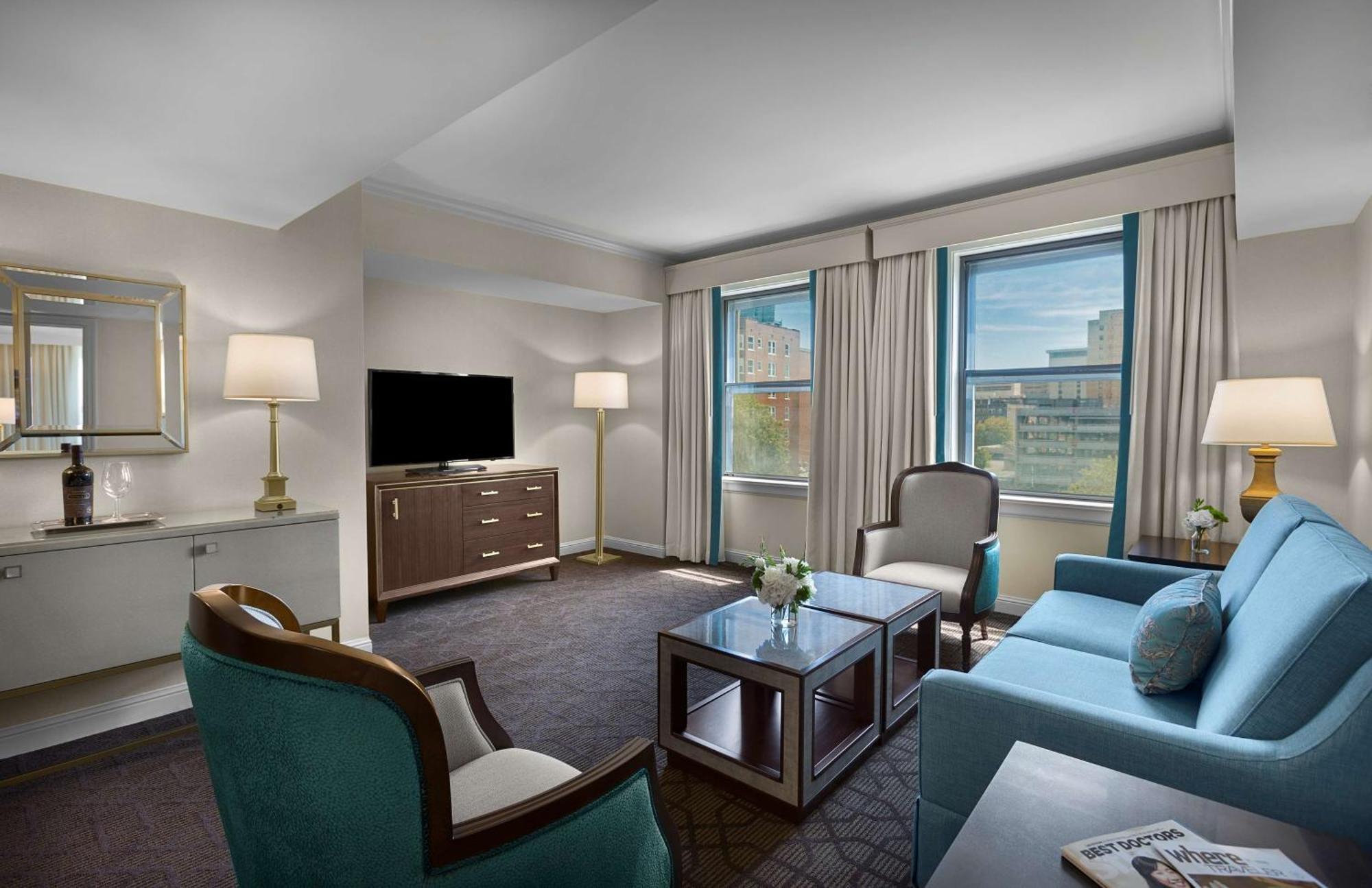 Chase One Bedroom Suite King,1429077622:JPEG