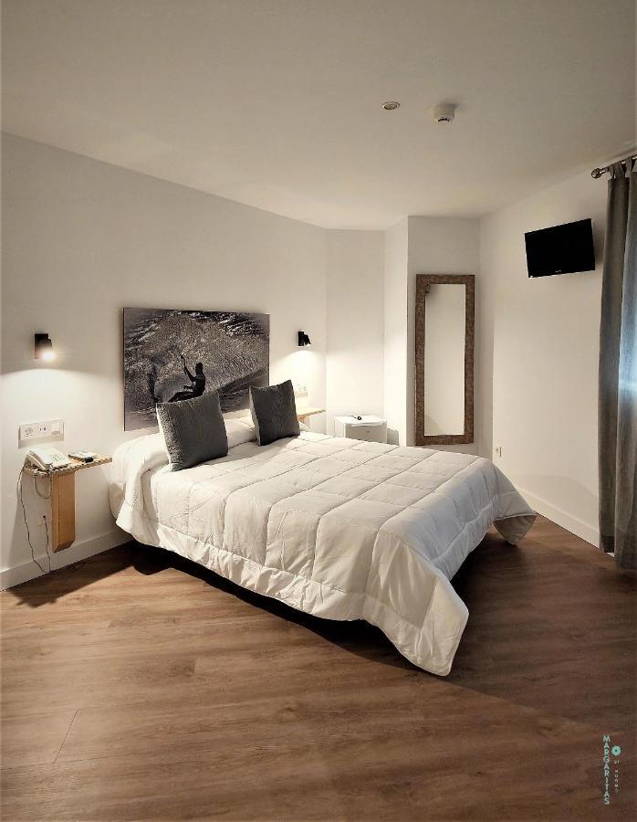 Double Room double bed,1543647115:JPEG