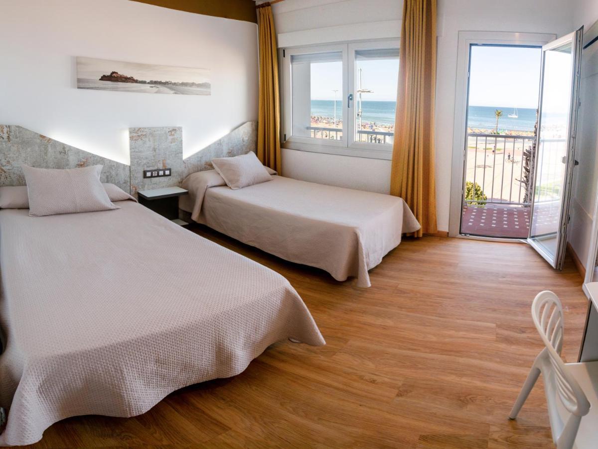 Twin Room Sea View