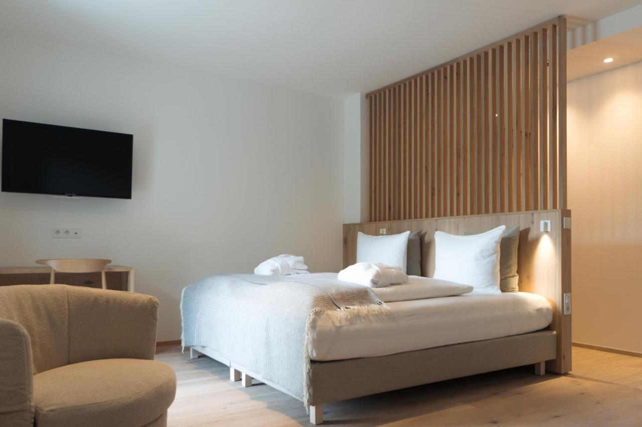 Junior Suite,1372406141:JPEG