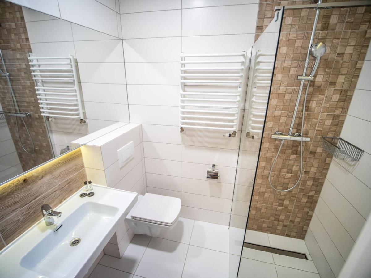 Standard Single Room,1555794544:JPEG