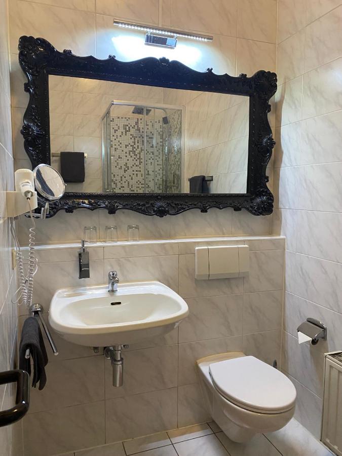 Triple Room,1555195162:JPEG