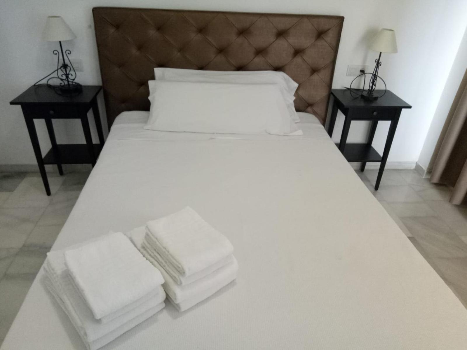 One-Bedroom Apartment,1431781900:JPEG