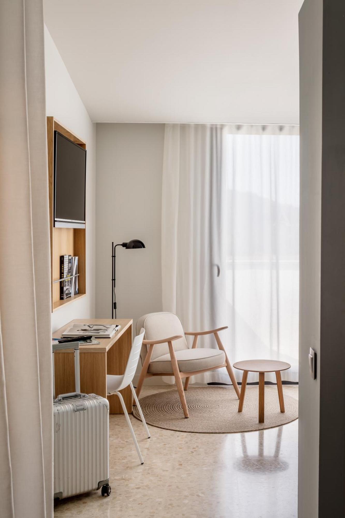 Deluxe Double Room Top Floor