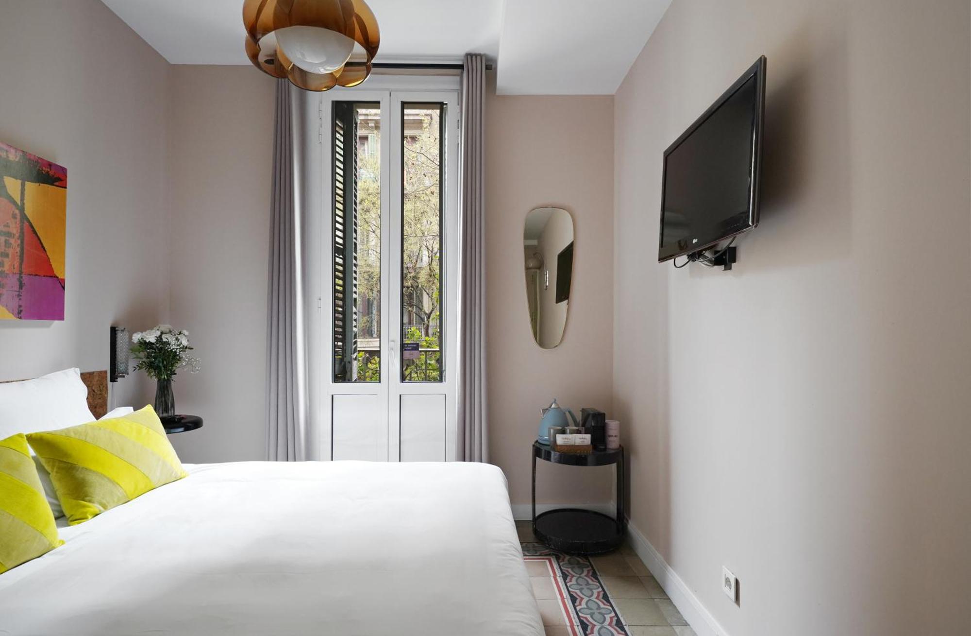 Small Room,1431874603:JPEG