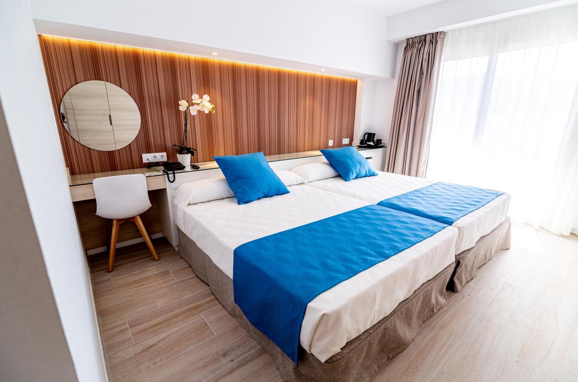 Standard Double Room,1498491562:JPEG