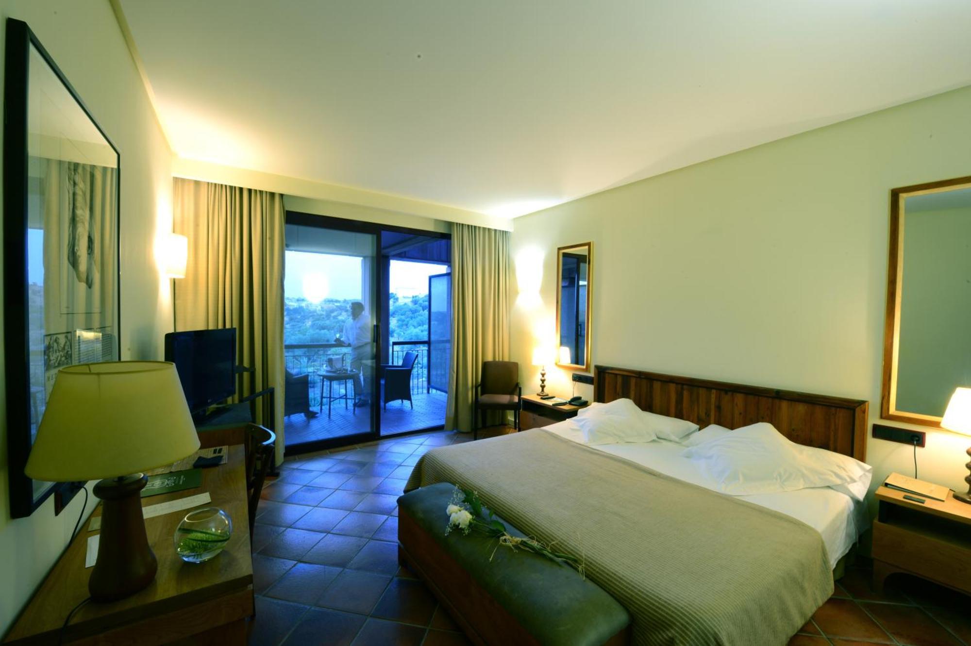 Double or Twin Room City View