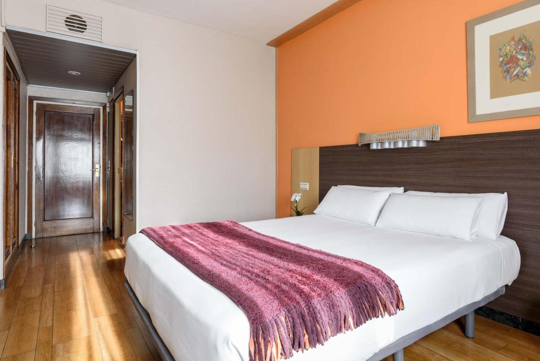 Double or Twin Room,1272985117:JPEG