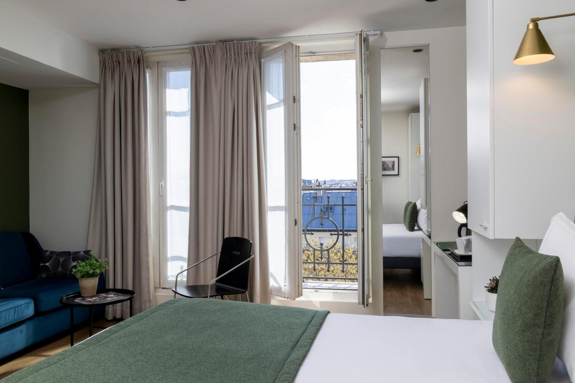 Junior Suite Balcony,1470330116:JPEG