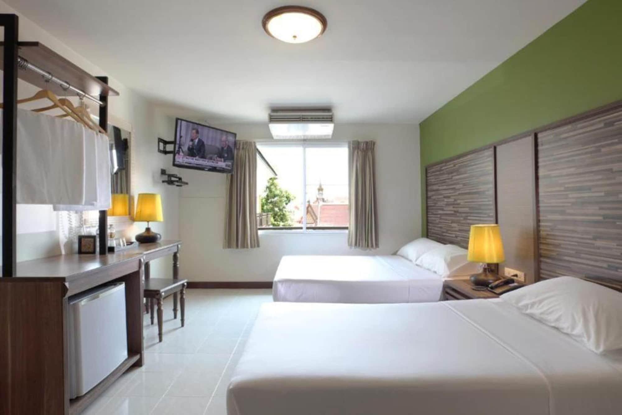 Deluxe Triple Room