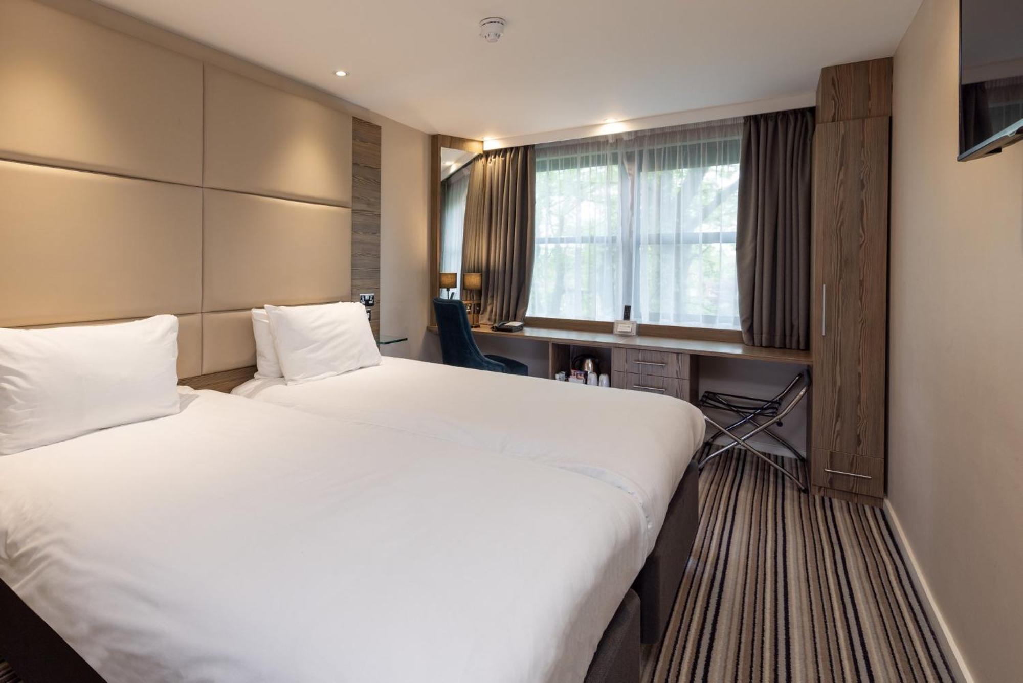 Twin Room,1234750658:JPEG