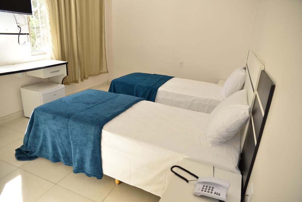 Large Twin Room,799863636:JPEG