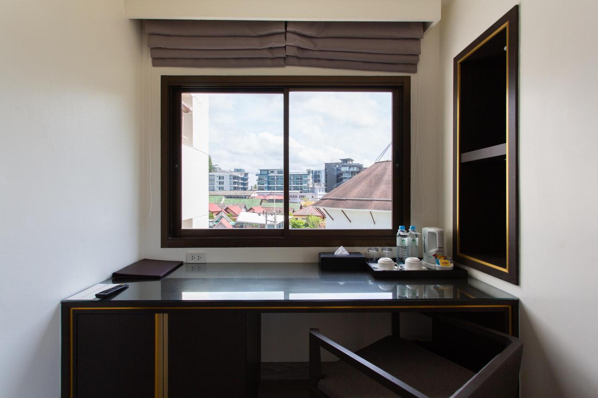 Deluxe Double or Twin Room