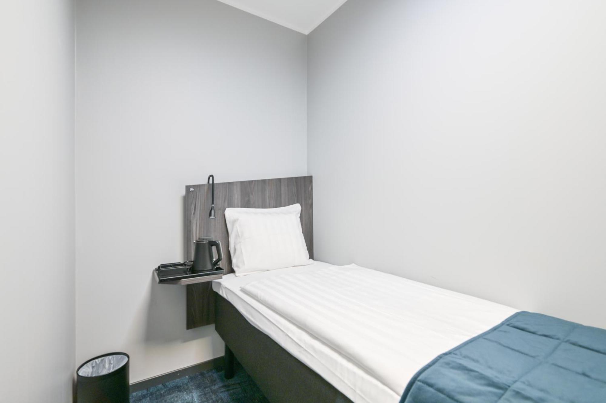 Single Room without Window,1433983363:JPEG