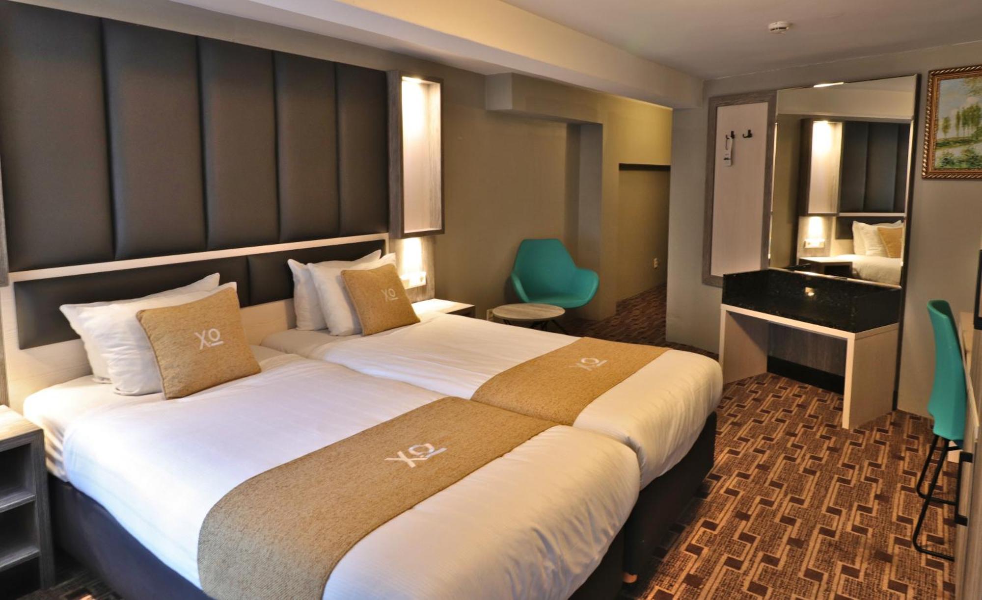 Twin Room,1730880135:JPEG