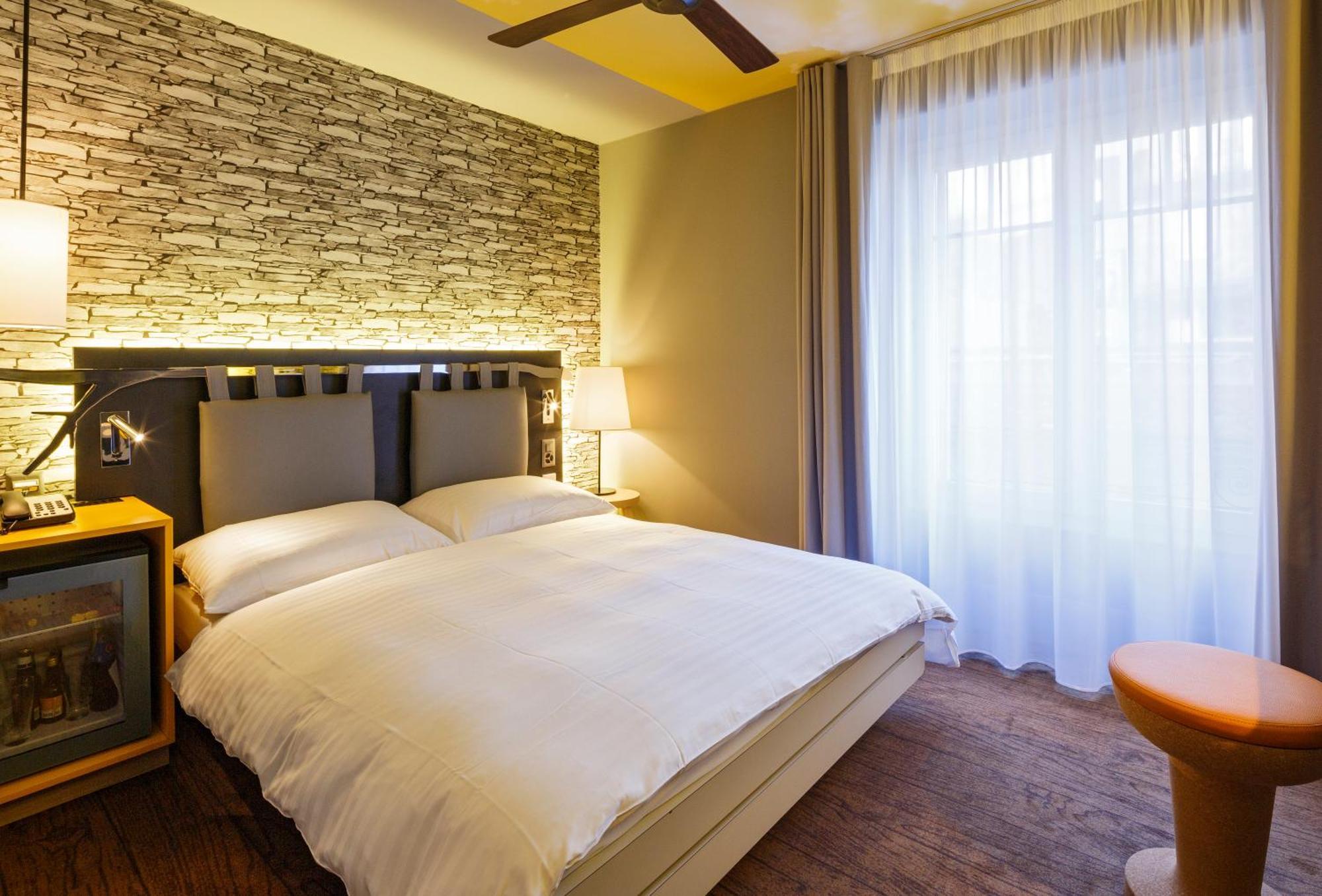 Double or Twin Room Street View