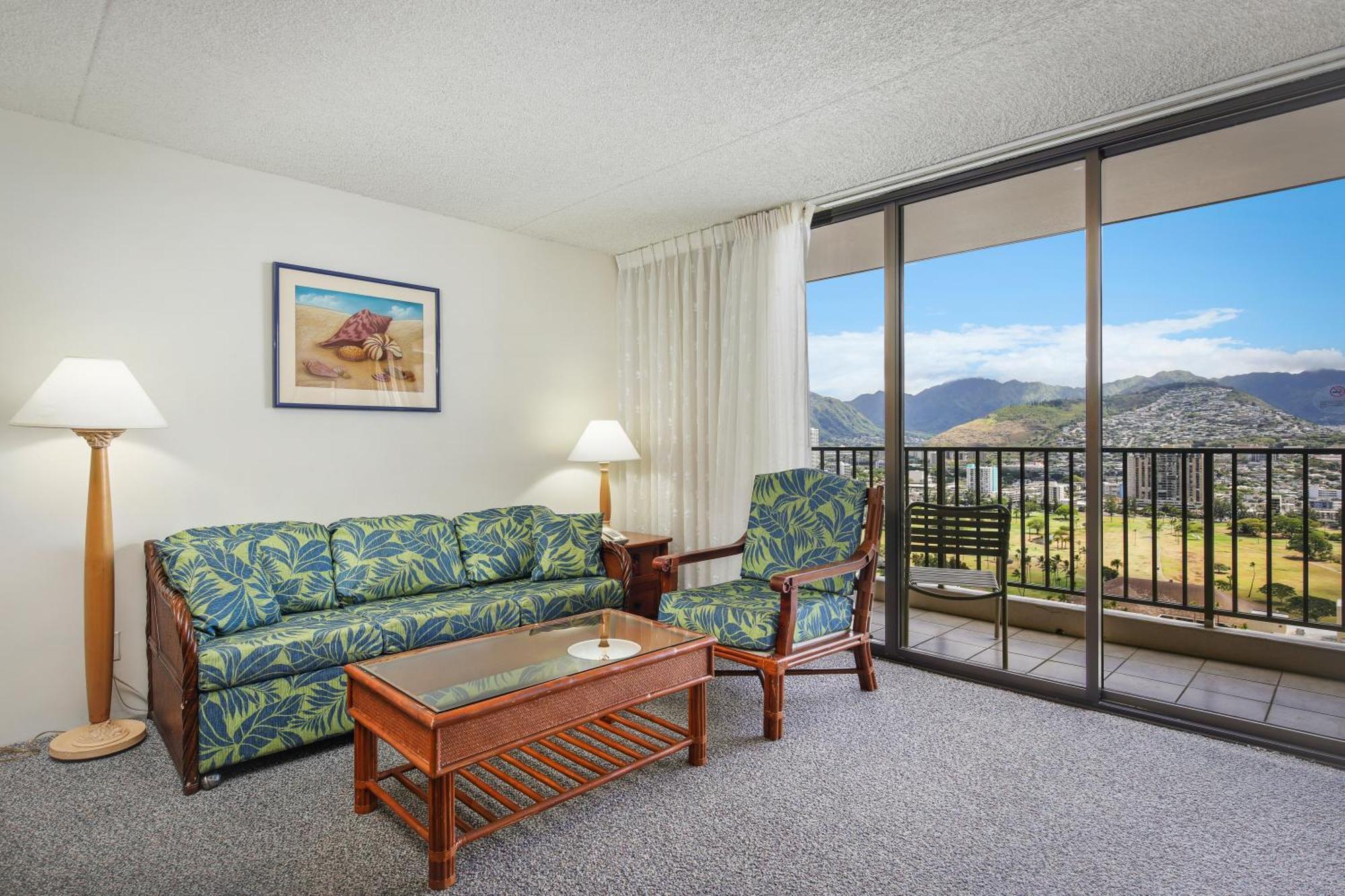 One-Bedroom Suite Mountain View