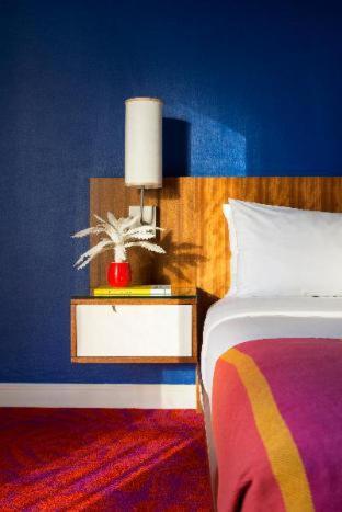 One Queen Bed