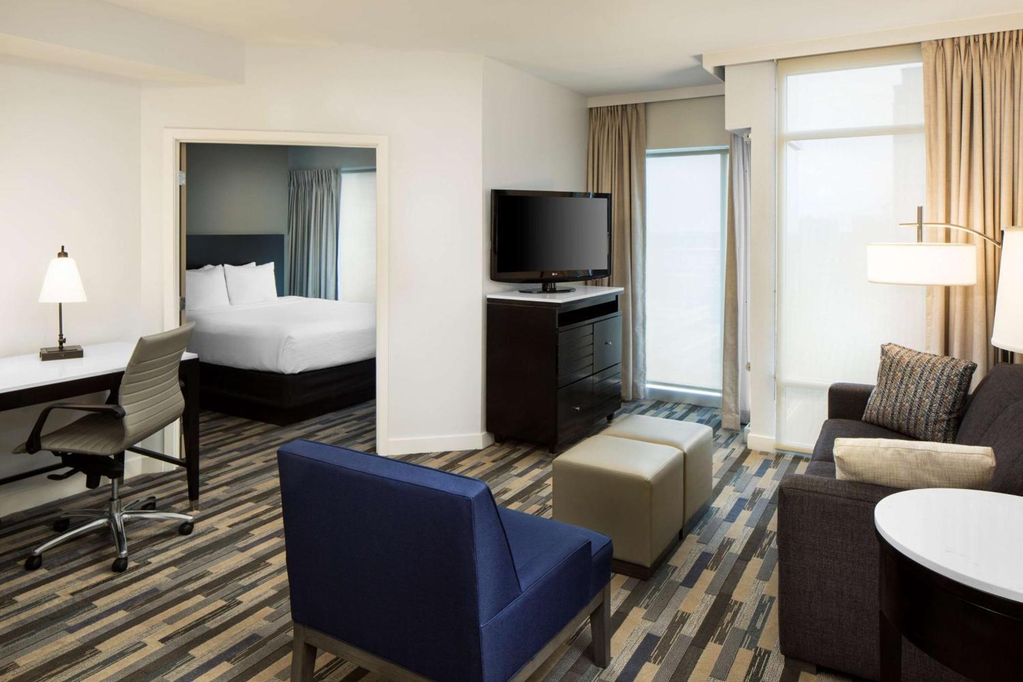 One-Bedroom King Suite