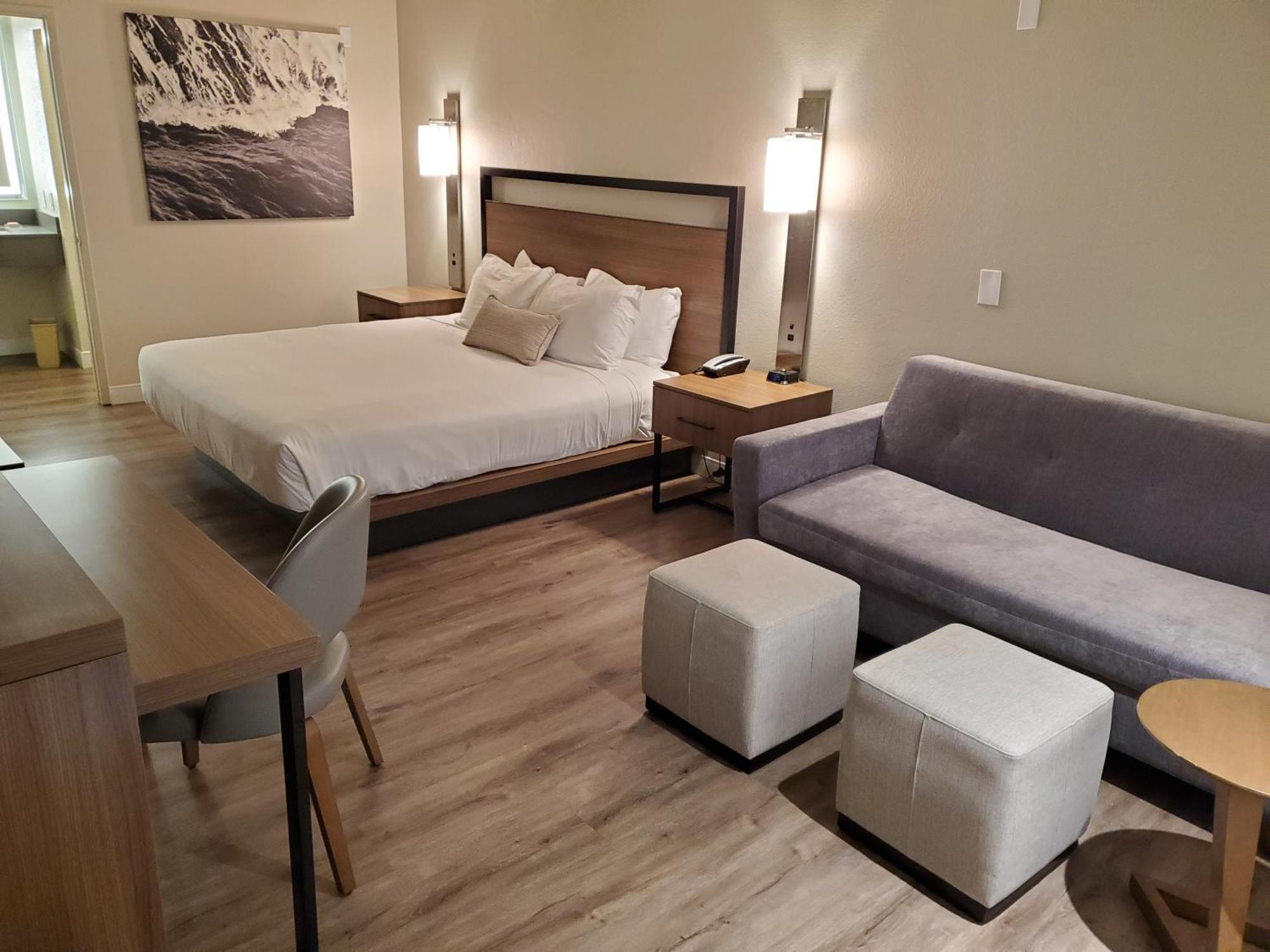 1 King Bed Sofa Bed Deluxe Room Non-Smoking