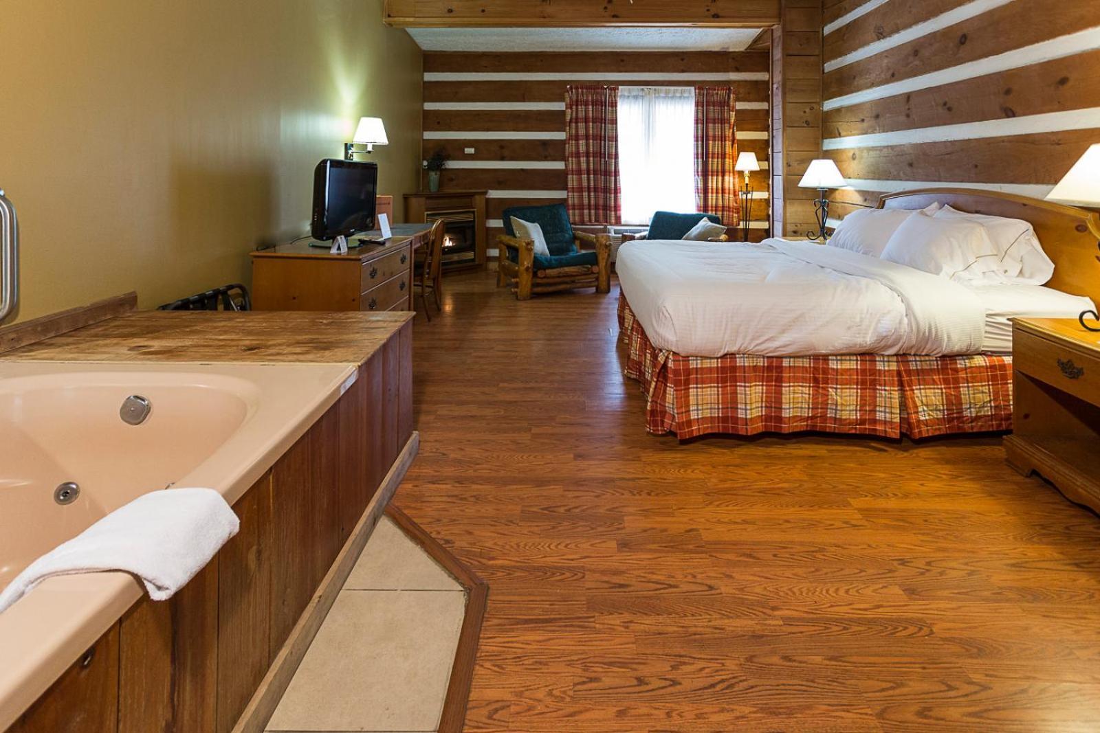 Honeymoon Suite,1498680325:JPEG