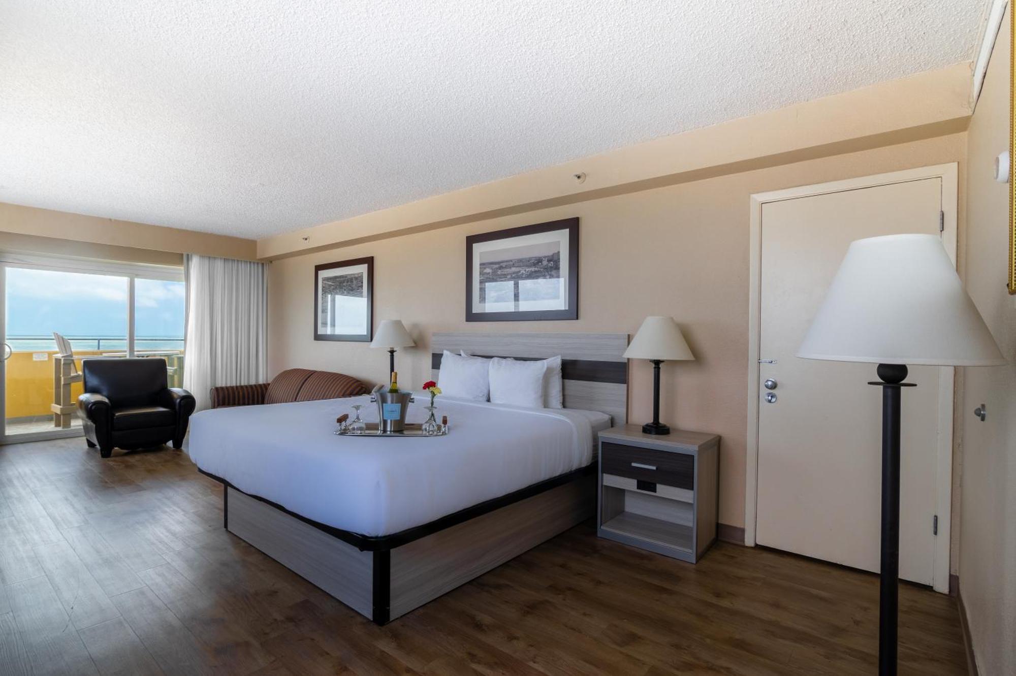 King- Premium Bayfront