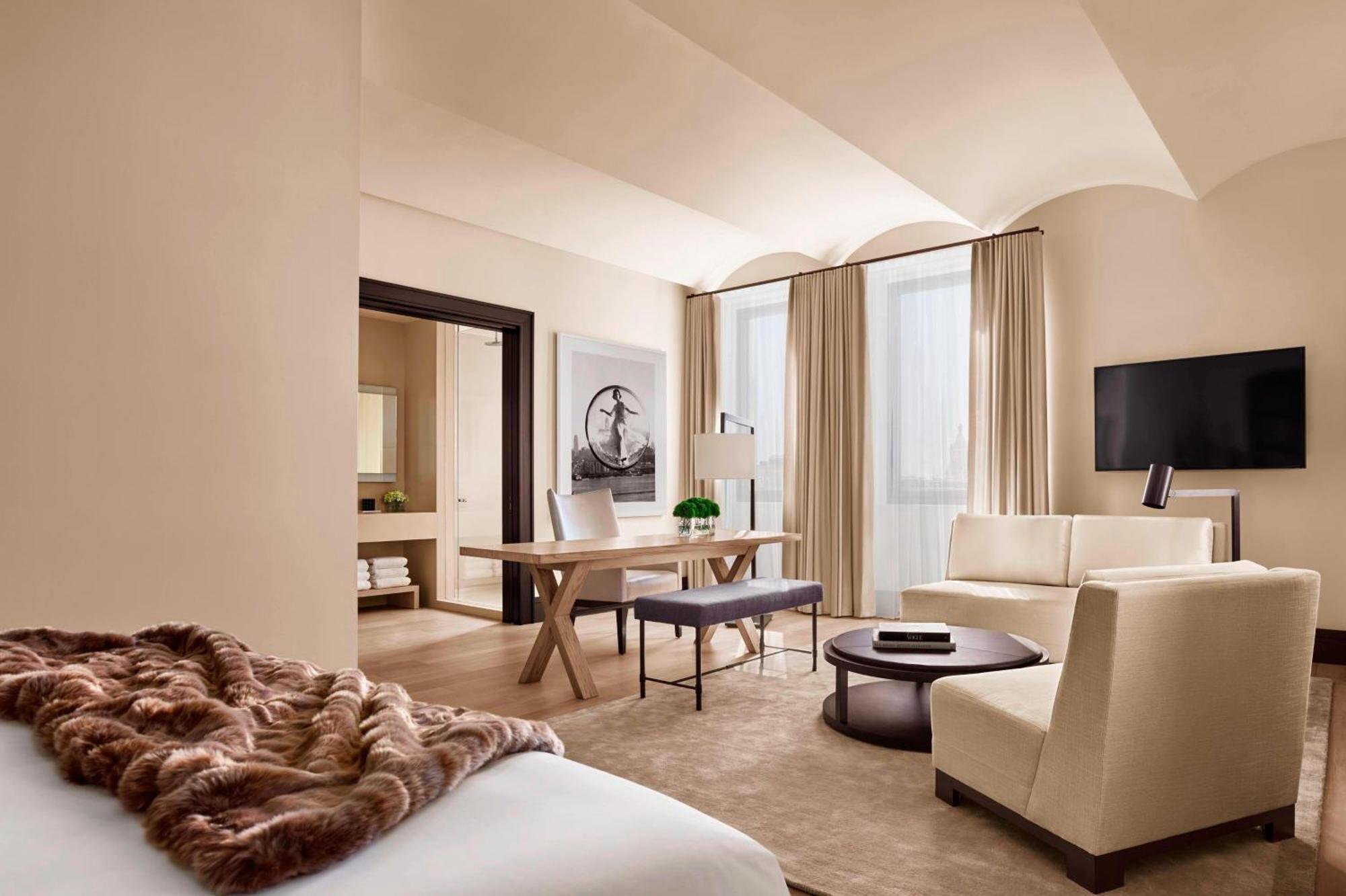 Loft Suite City View
