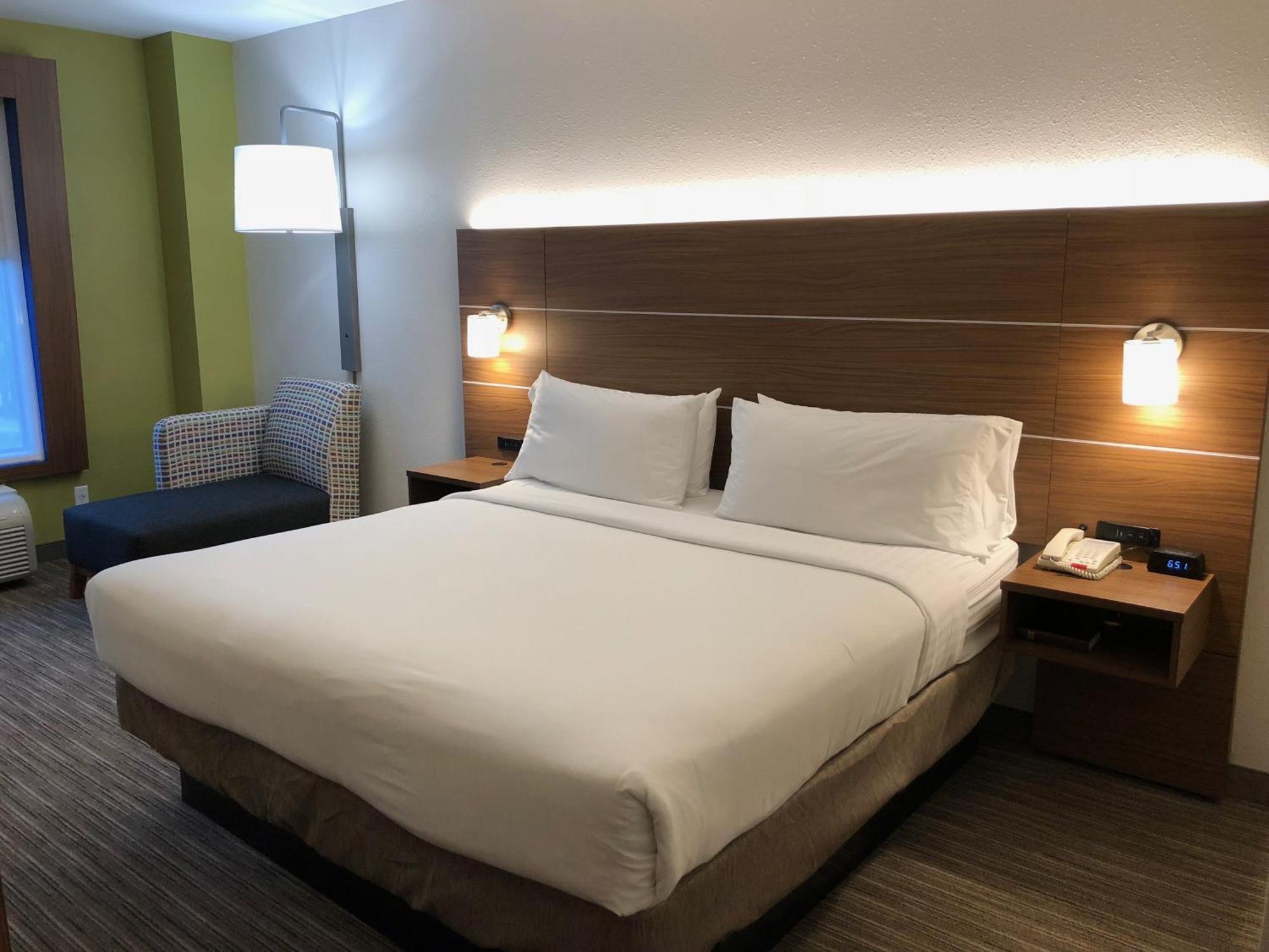 Standard King Room,1275860002:JPEG