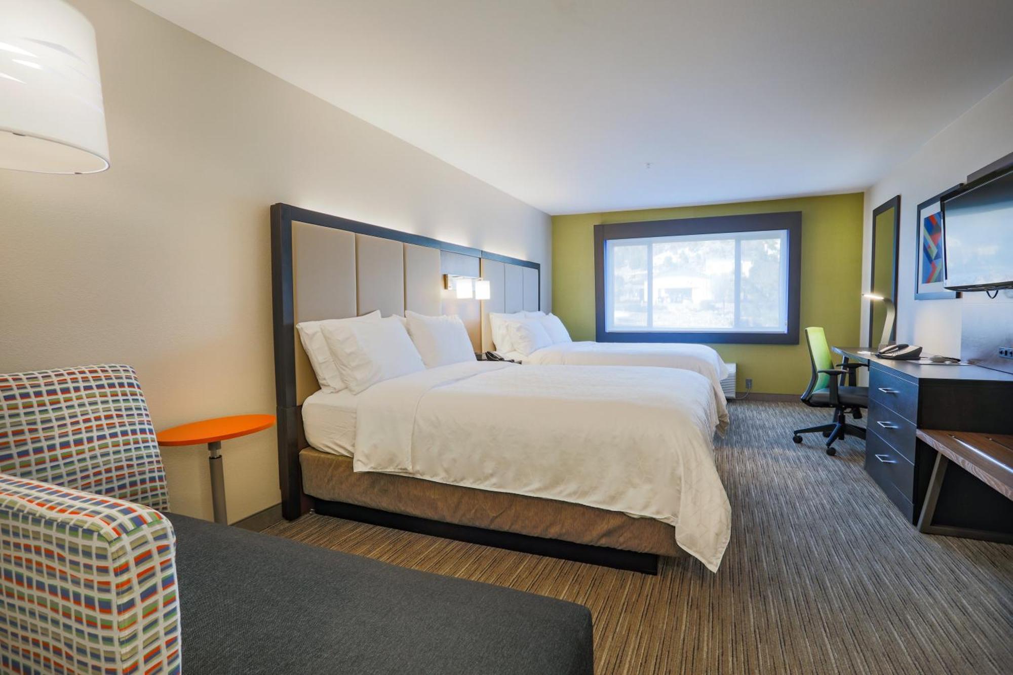 Standard Queen Room Two Queen Beds Extra Floor Space