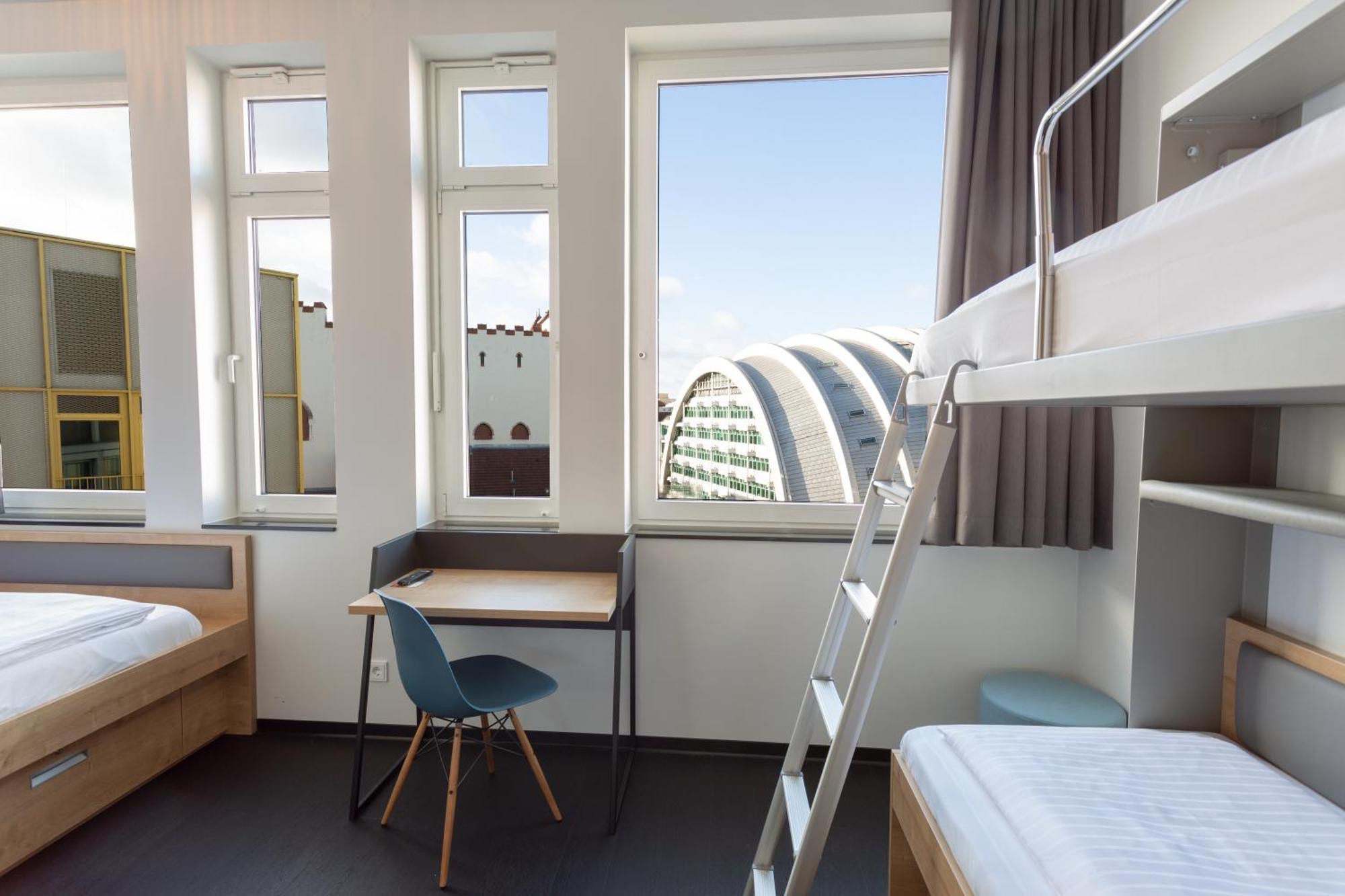 Six-Bed Room