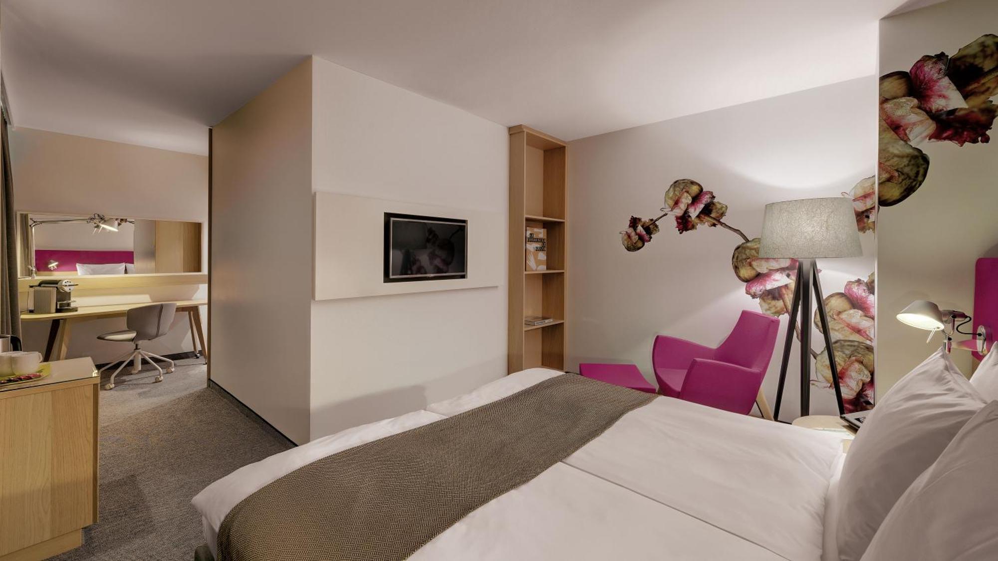 Premium King Room with Stocked Minibar,1276882546:JPEG