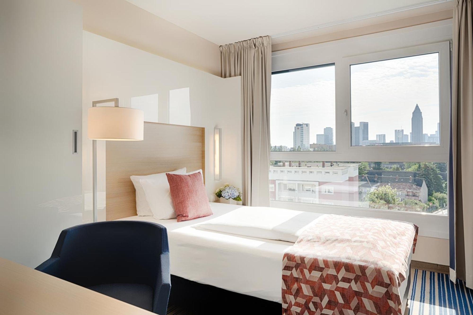Superior Single Room,1589125756:JPEG