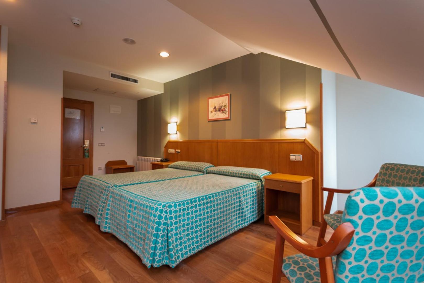 Single Room,1436431420:JPEG