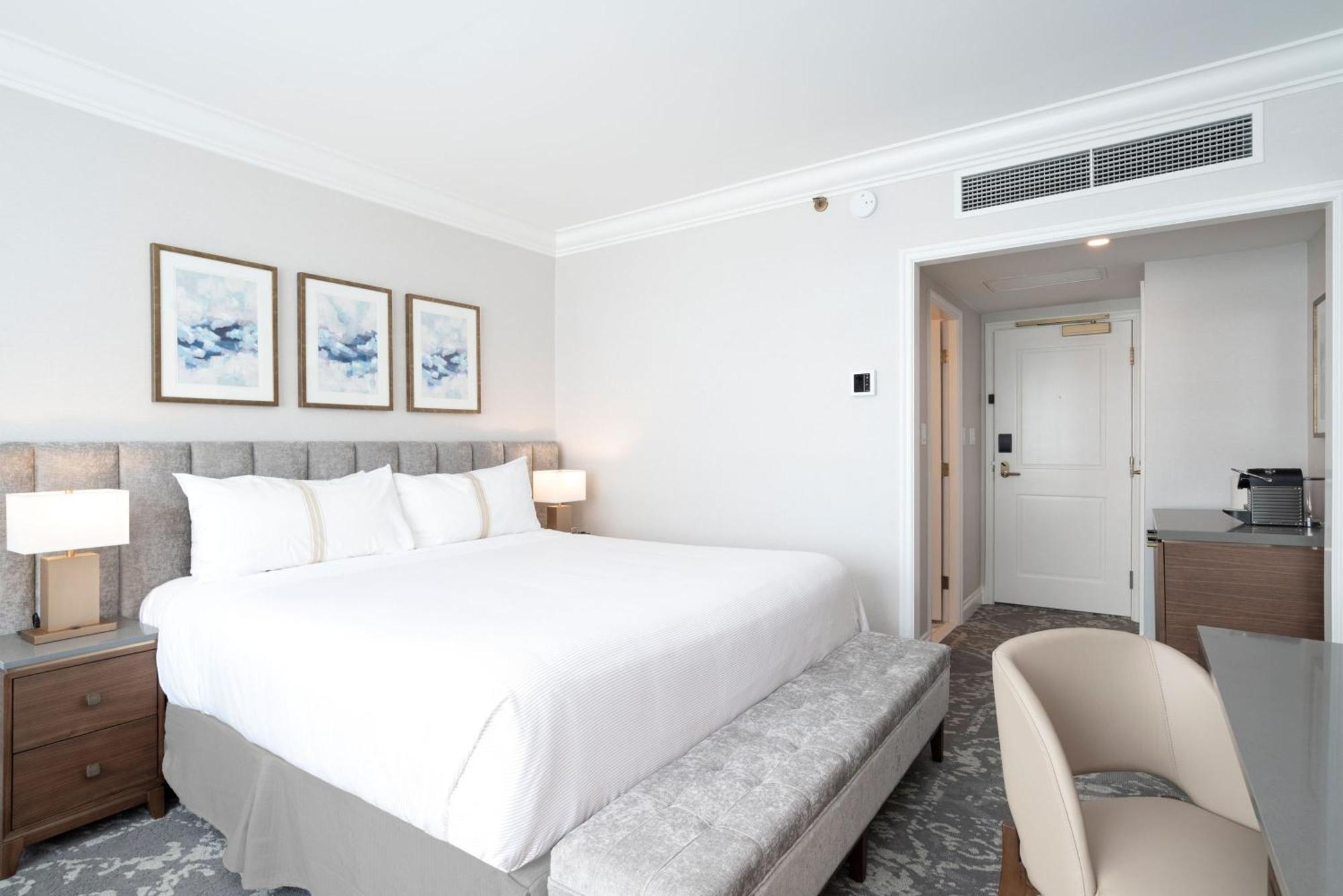 Sutton Room, 1 King Bed,1212568069:JPEG