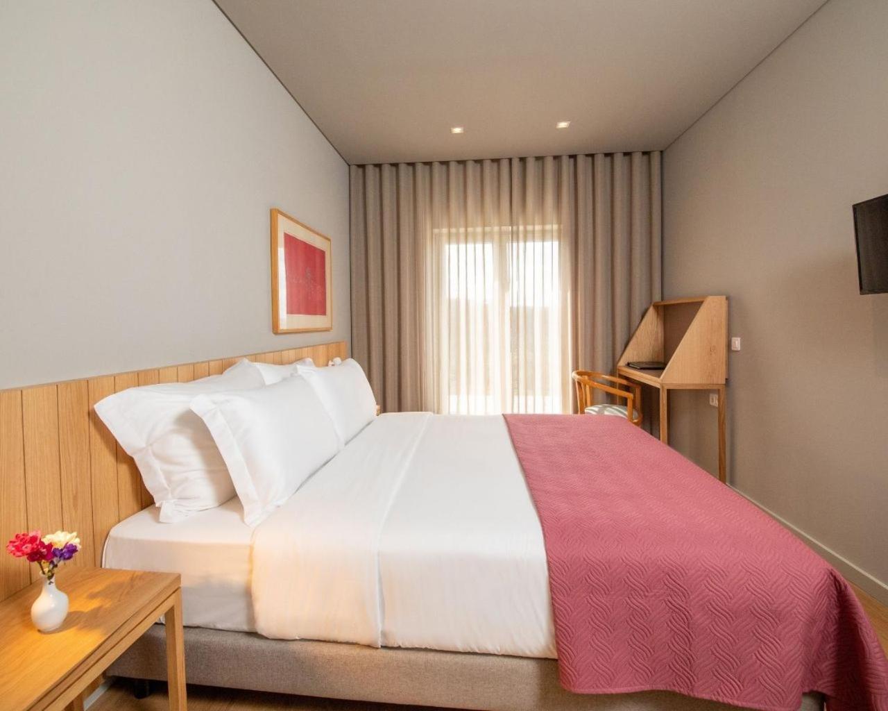 Double Room with Balcony,1437045520:JPEG