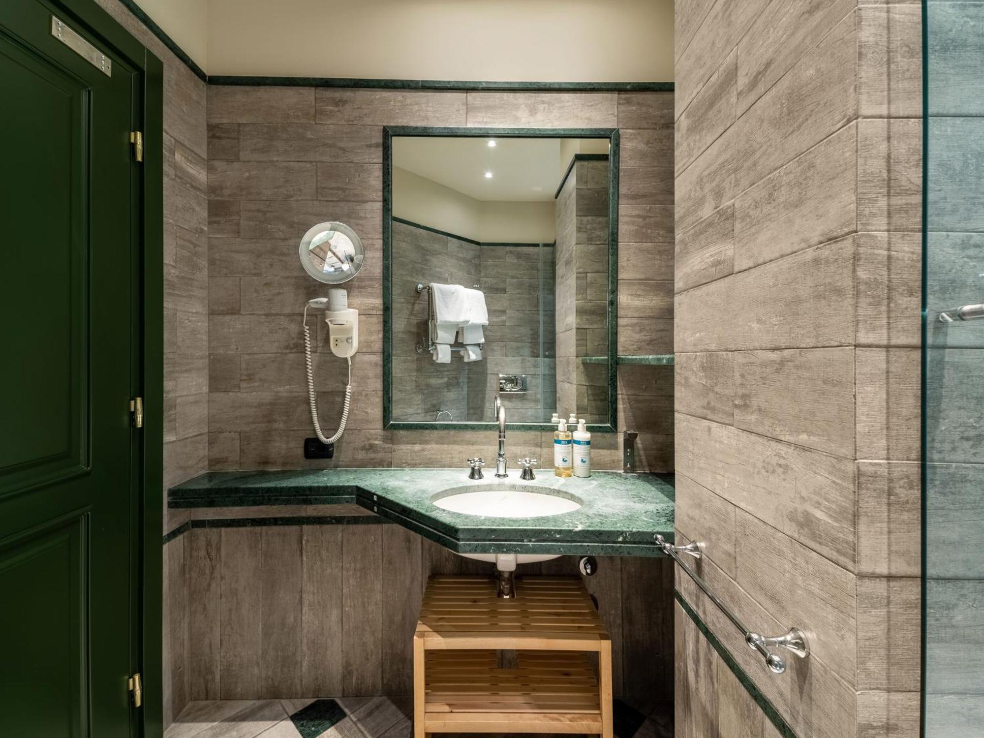 Small Single Room