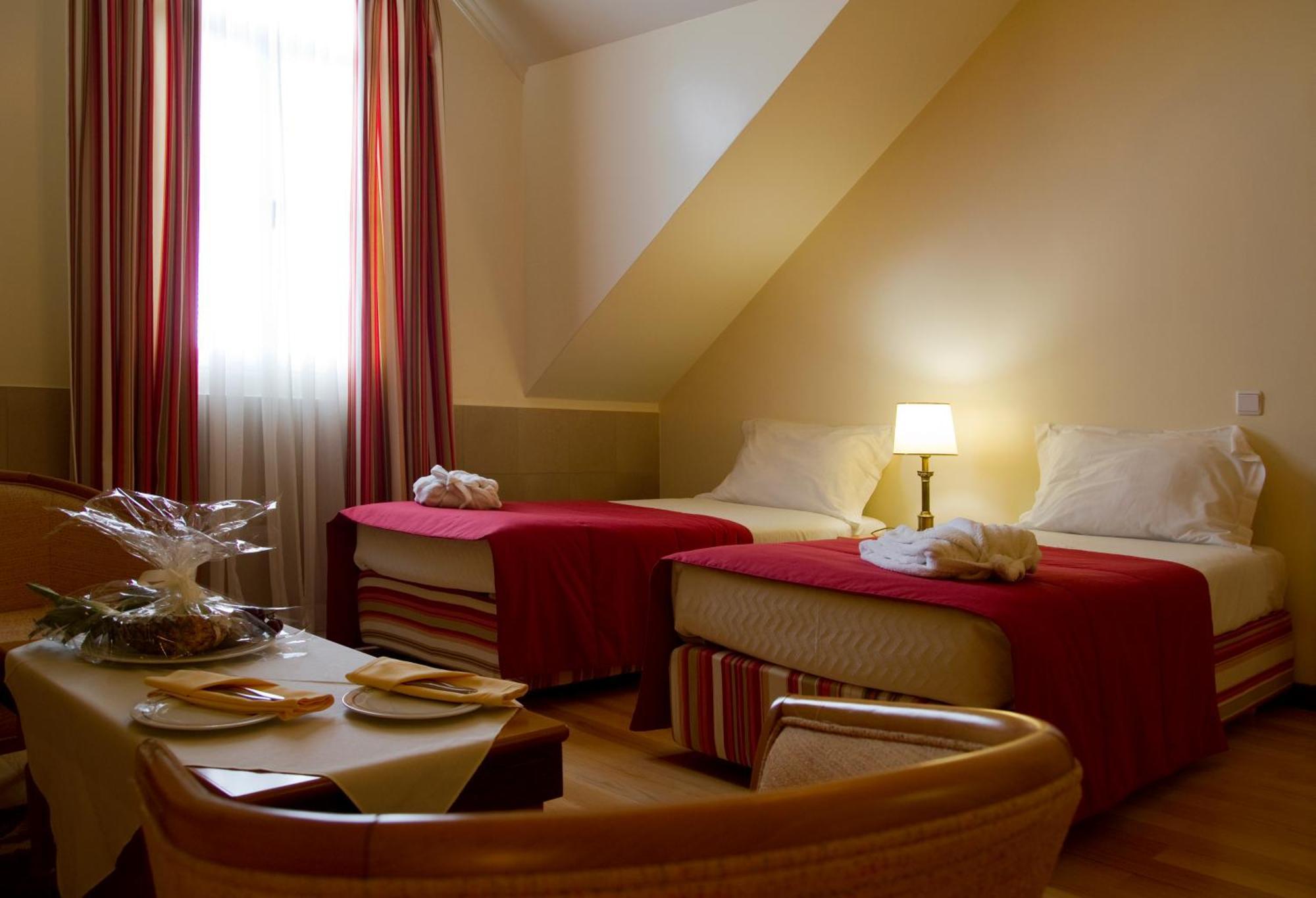 Standard Double or Twin Room,1437614467:JPEG