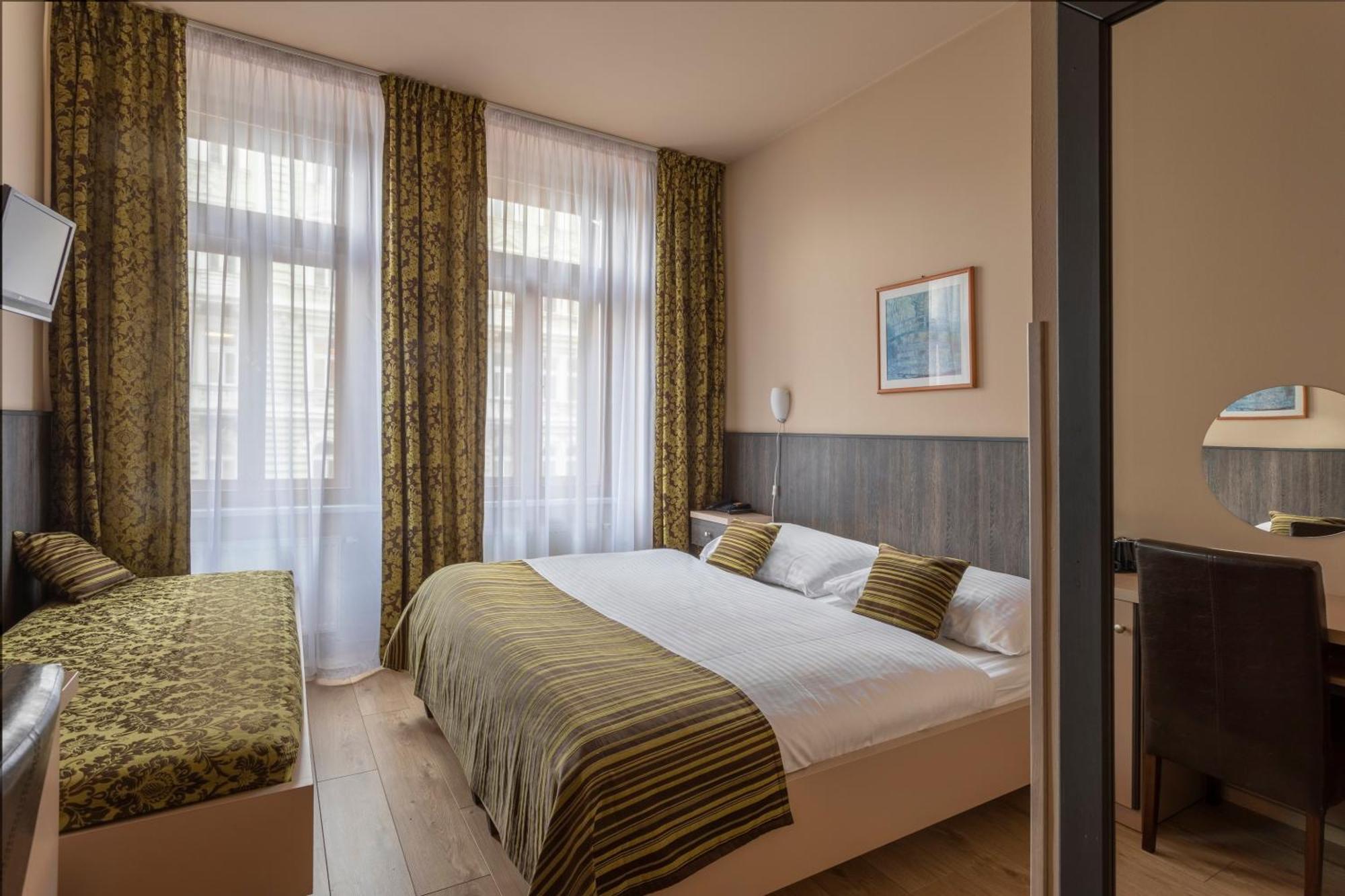 Standard Double Room Extra Bed