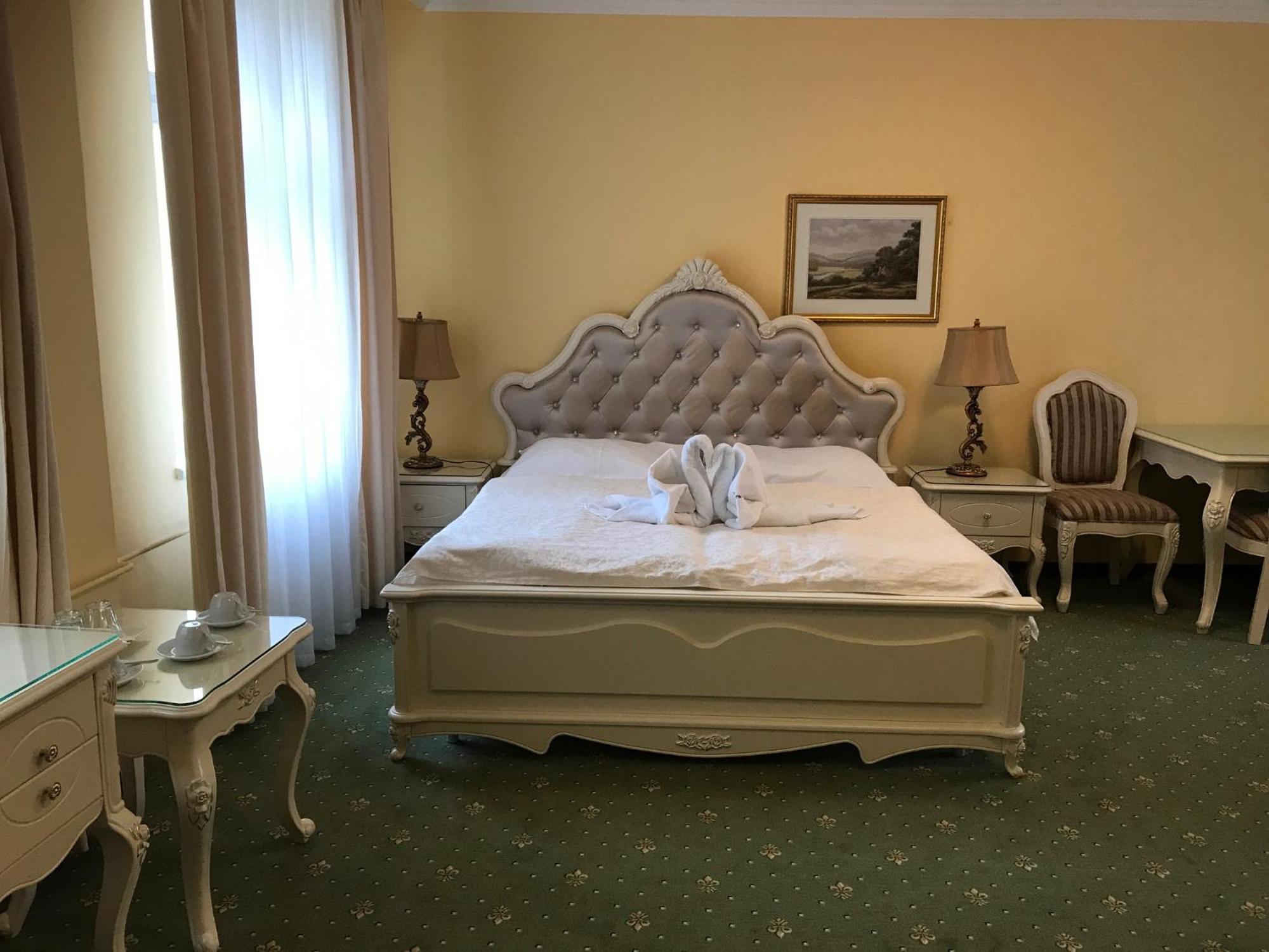 Premium Suite