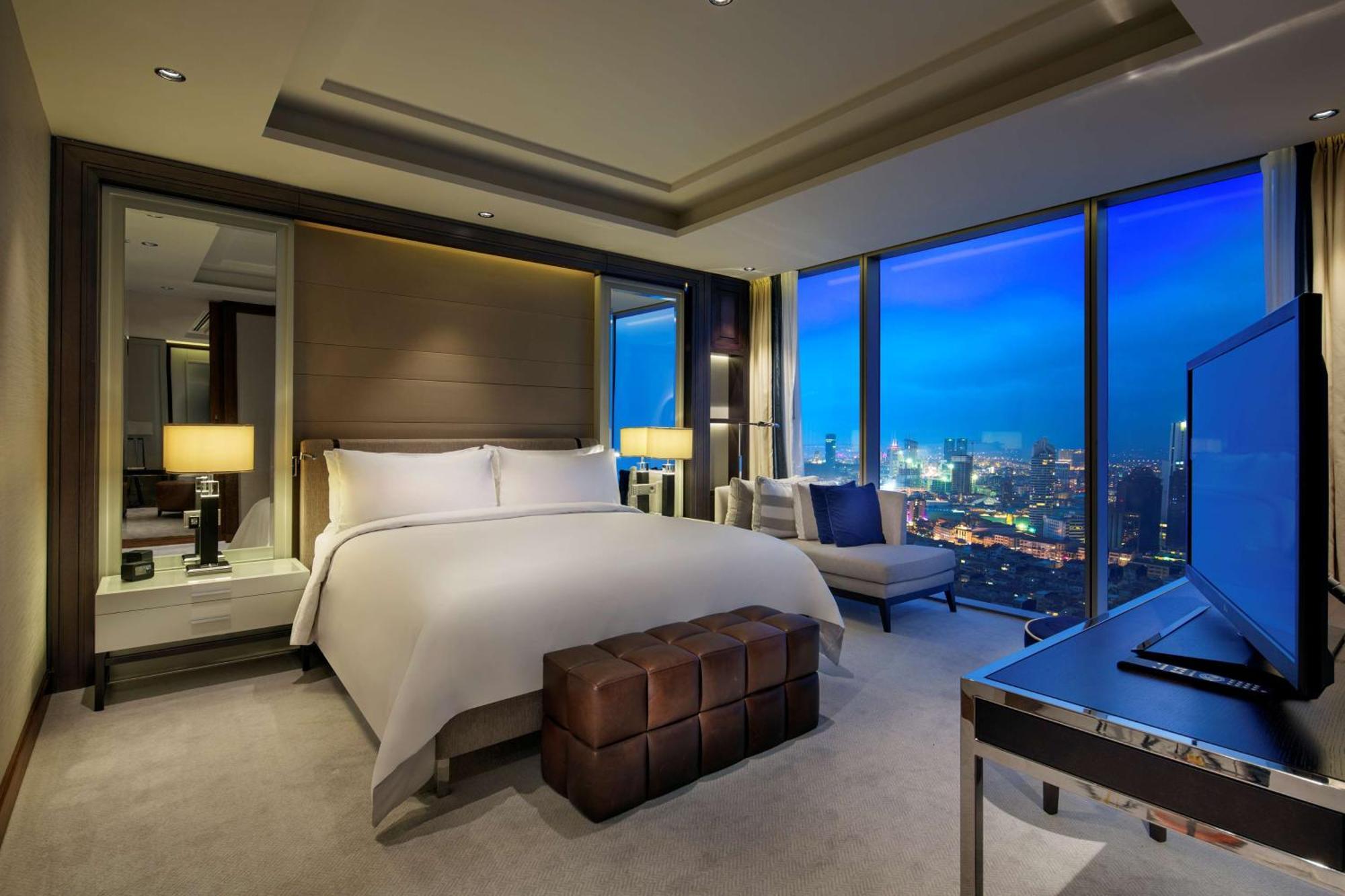 King Bomonti Suite Sea View Lounge Access,1437913981:JPEG
