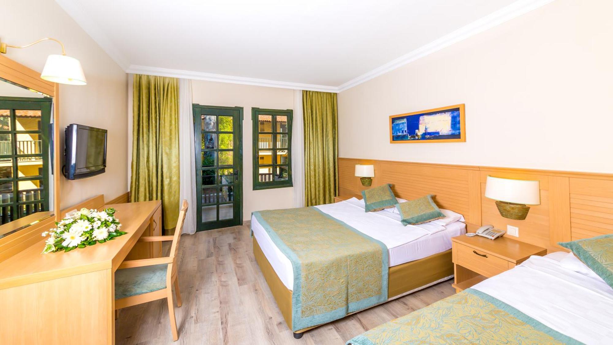 Standard Villa Double or Twin Room Garden View