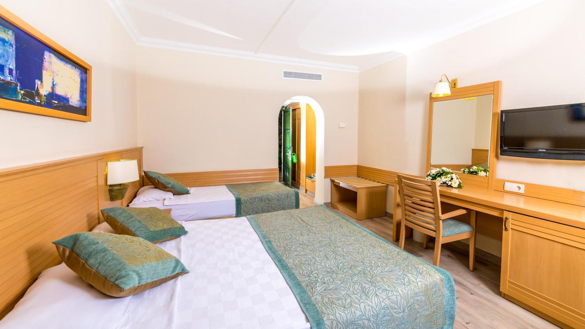 Standard Villa Double or Twin Room Garden View