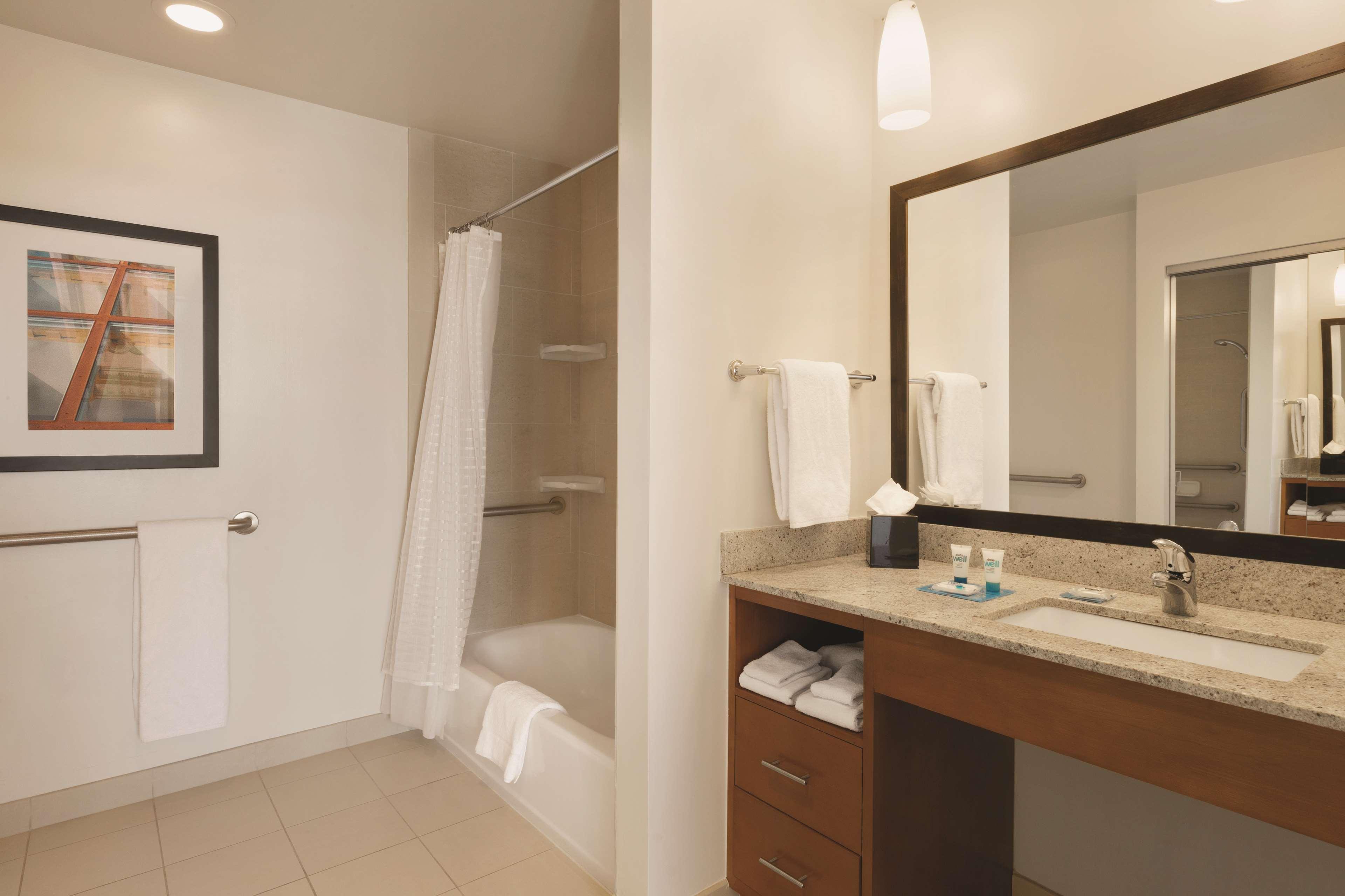 One-Bedroom King Suite Accessible Tub Disability Access