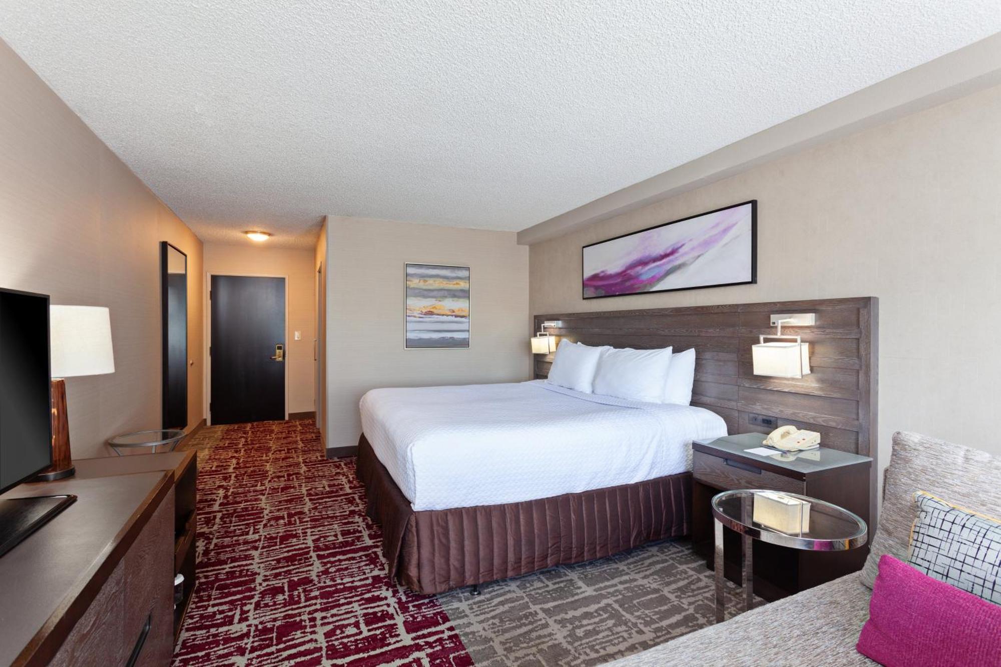 Standard King Room