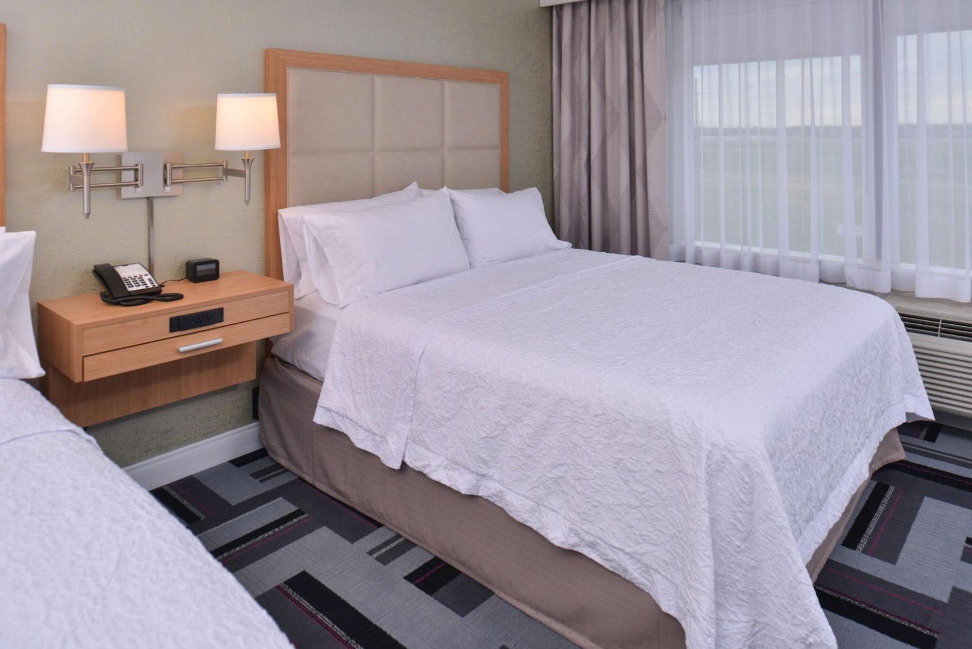 Queen Room Two Queen Beds