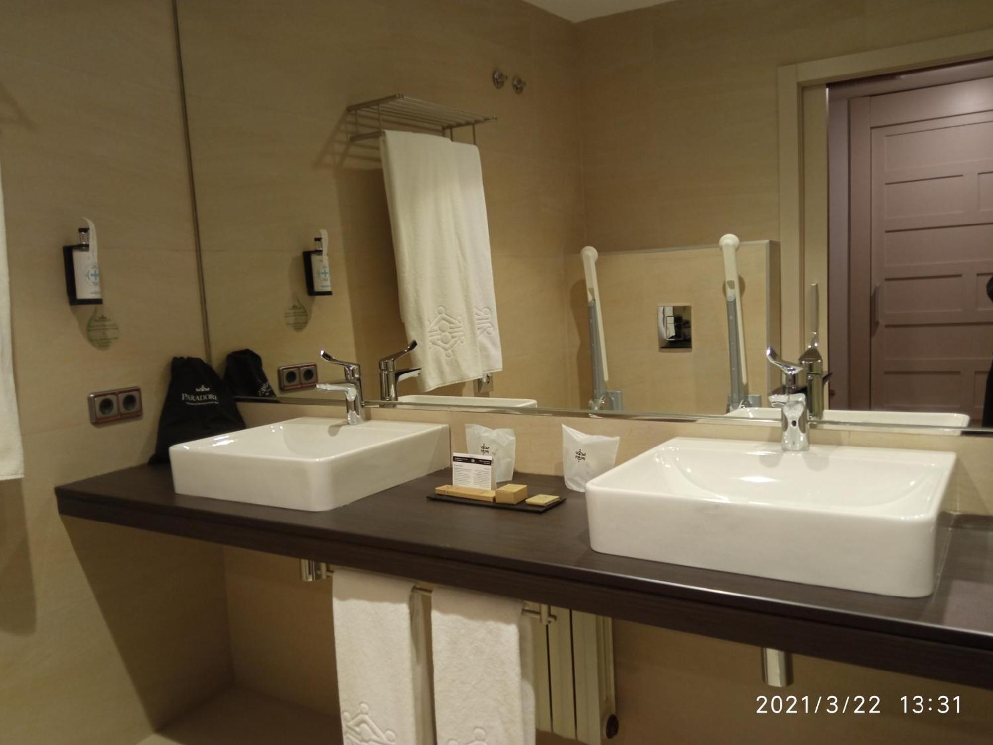 Standard Twin Room,1214728732:JPEG